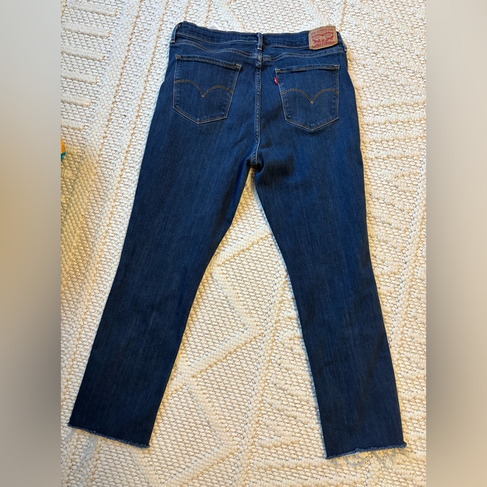 Levi’s 724 High Rise Straight Jeans Size 31 - Picture 3 of 3